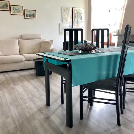 Terrazze - Luxury Lake Como View Apartment - In Menaggio Апарт-отель